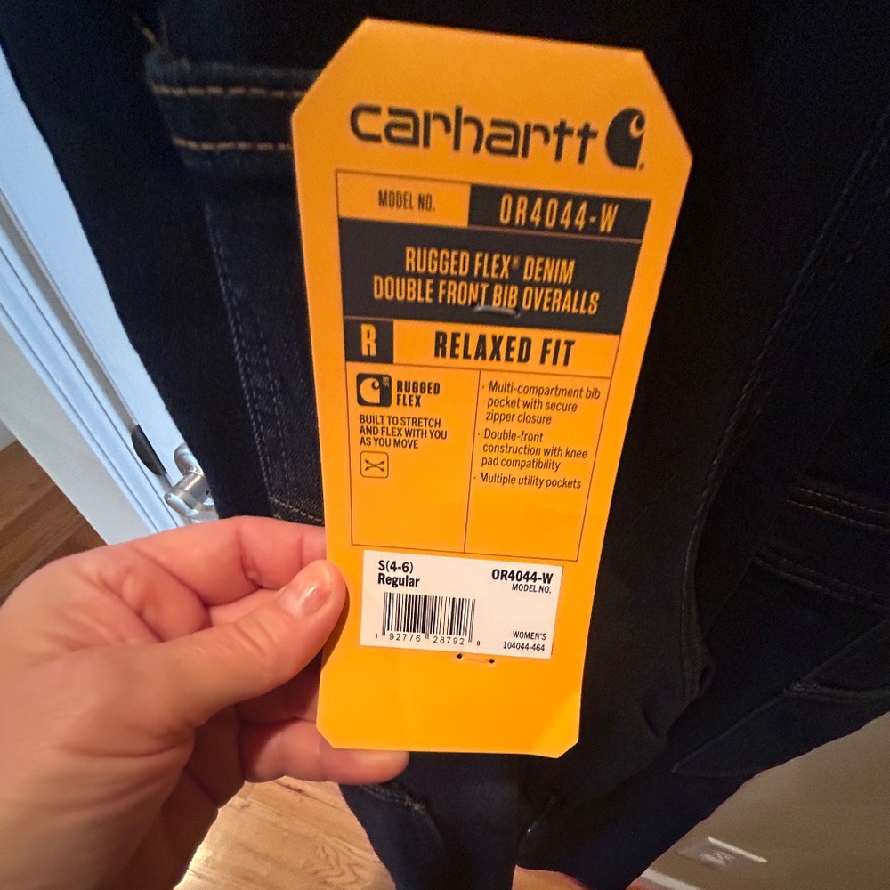 Brand new Carhartt Relaxed Fit Overalls-Denin Size Small